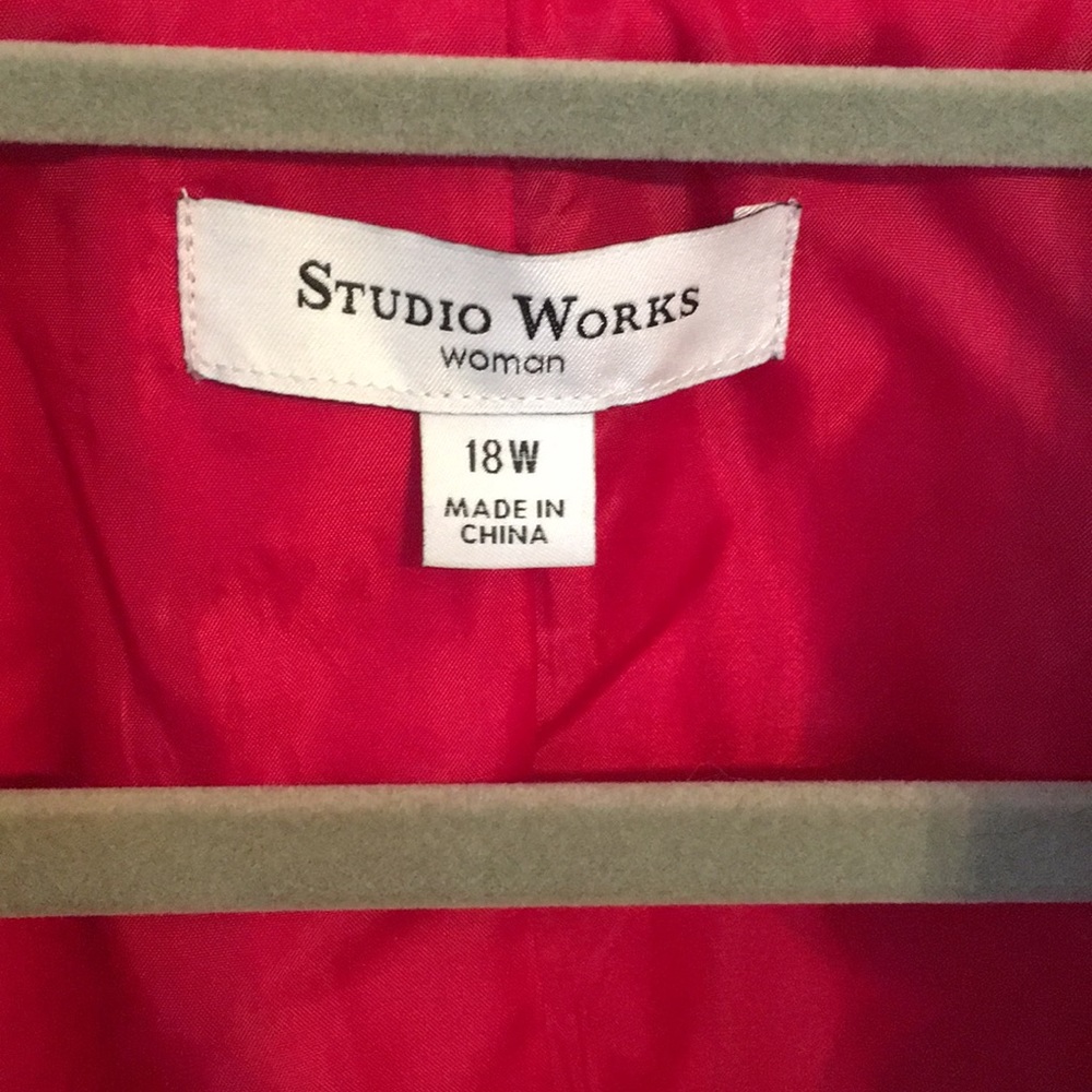 Jacket - Picture 5 of 5